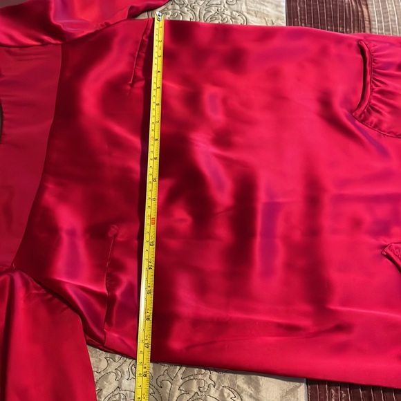NWT A.B.S. by Allen Schwartz Red Silk Shift Dress. NWT Size 2. - Picture 10 of 12